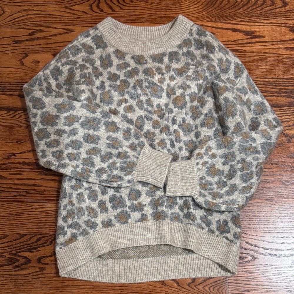 Abercrombie & Fitch Leopard Print Sweater - Gray and Tan